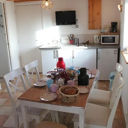 Bed & Breakfast La Touche D'en Bas *